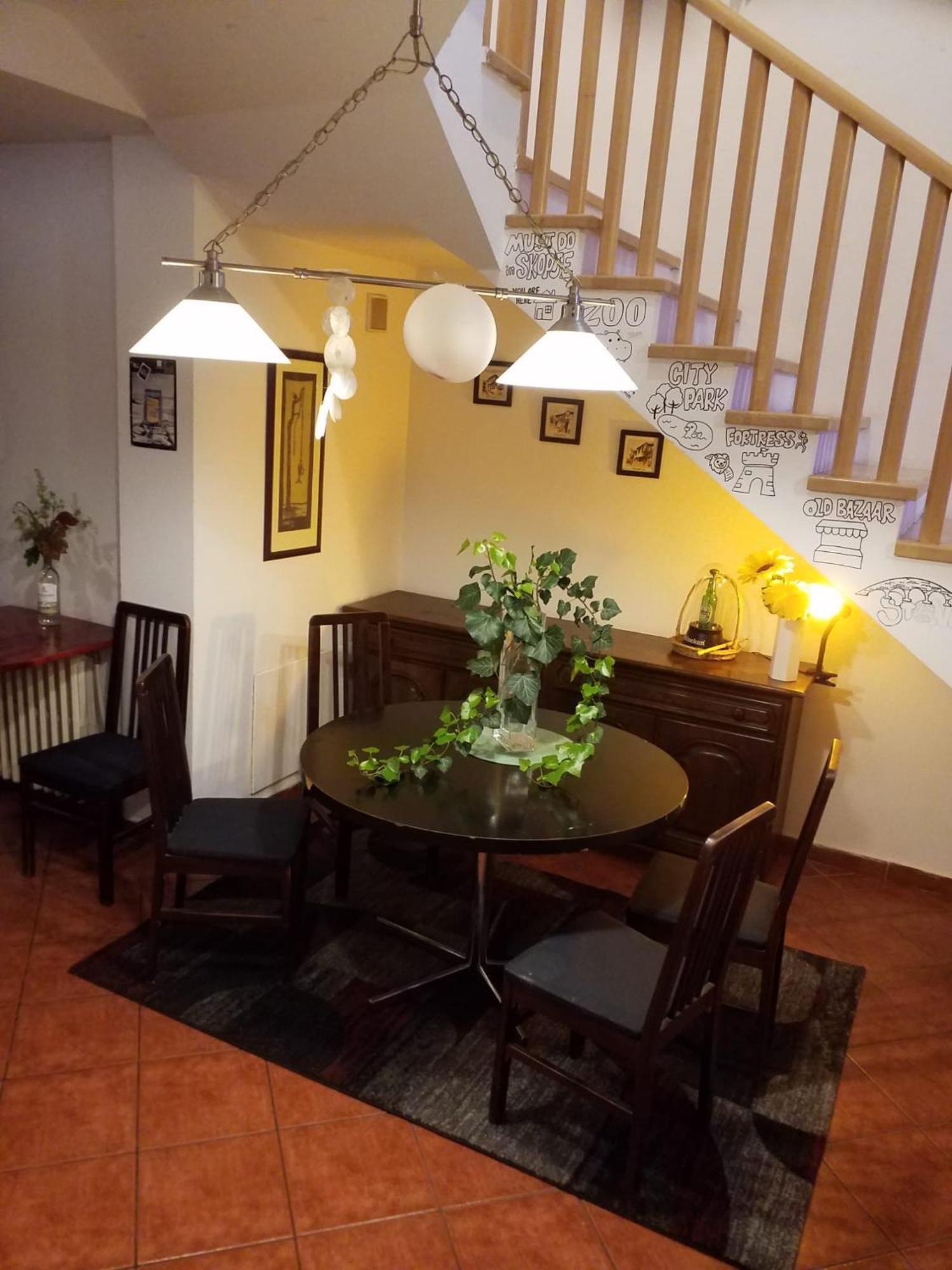 Blue Orange Hostel Скоп'є Екстер'єр фото
